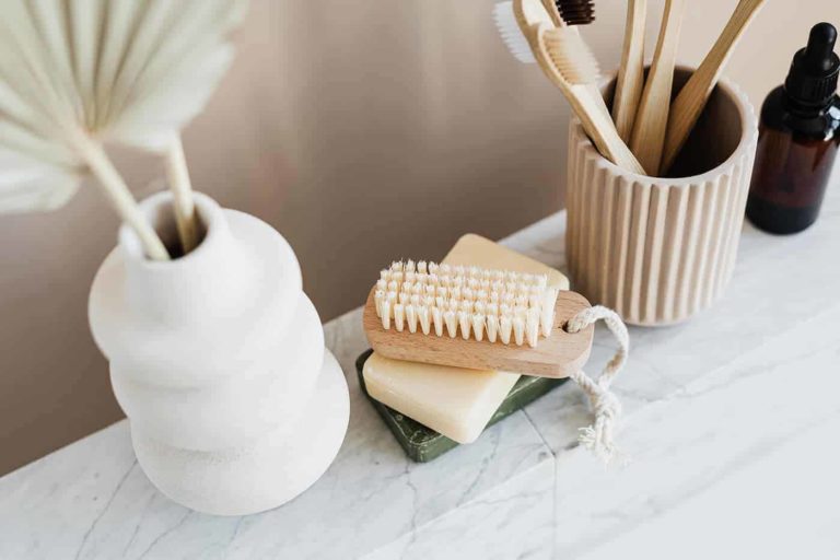 12 Hydrating Moisturizers for Acne Scars and Dry Skin